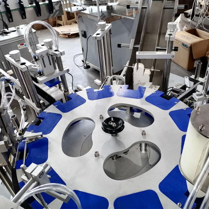 Специализированная картонная машина с 8-станционной конструкцией и системой быстрой замены для высокоскоростной верхней загрузки упаковки 1